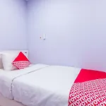 Oyo 1499 Kaya House A Co-Living @Pluit