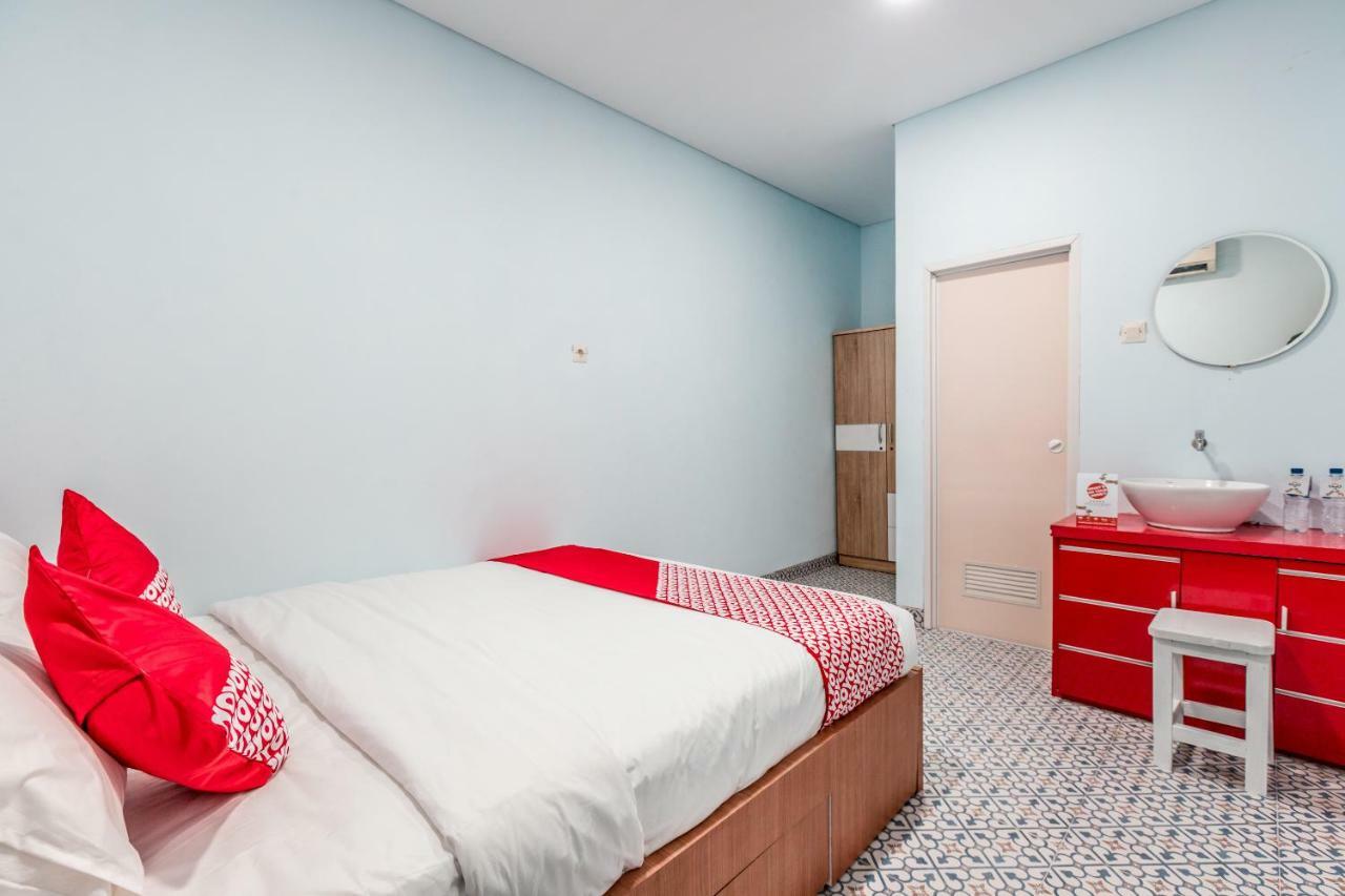 Oyo 1499 Kaya House A Co-living @pluit